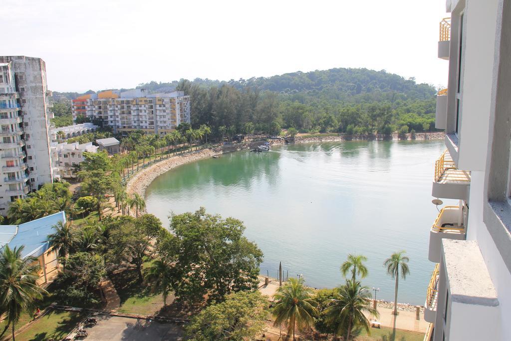 Fullhouse Marina View Villas Apartment Port Dickson Exterior photo